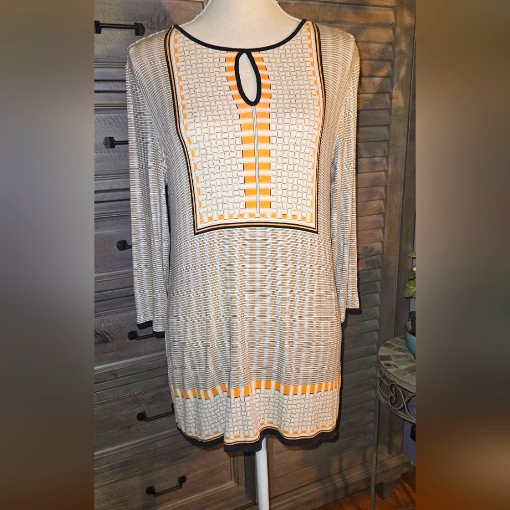Max Studio Tunic Black/Gold/White sz Medium Like New Condition